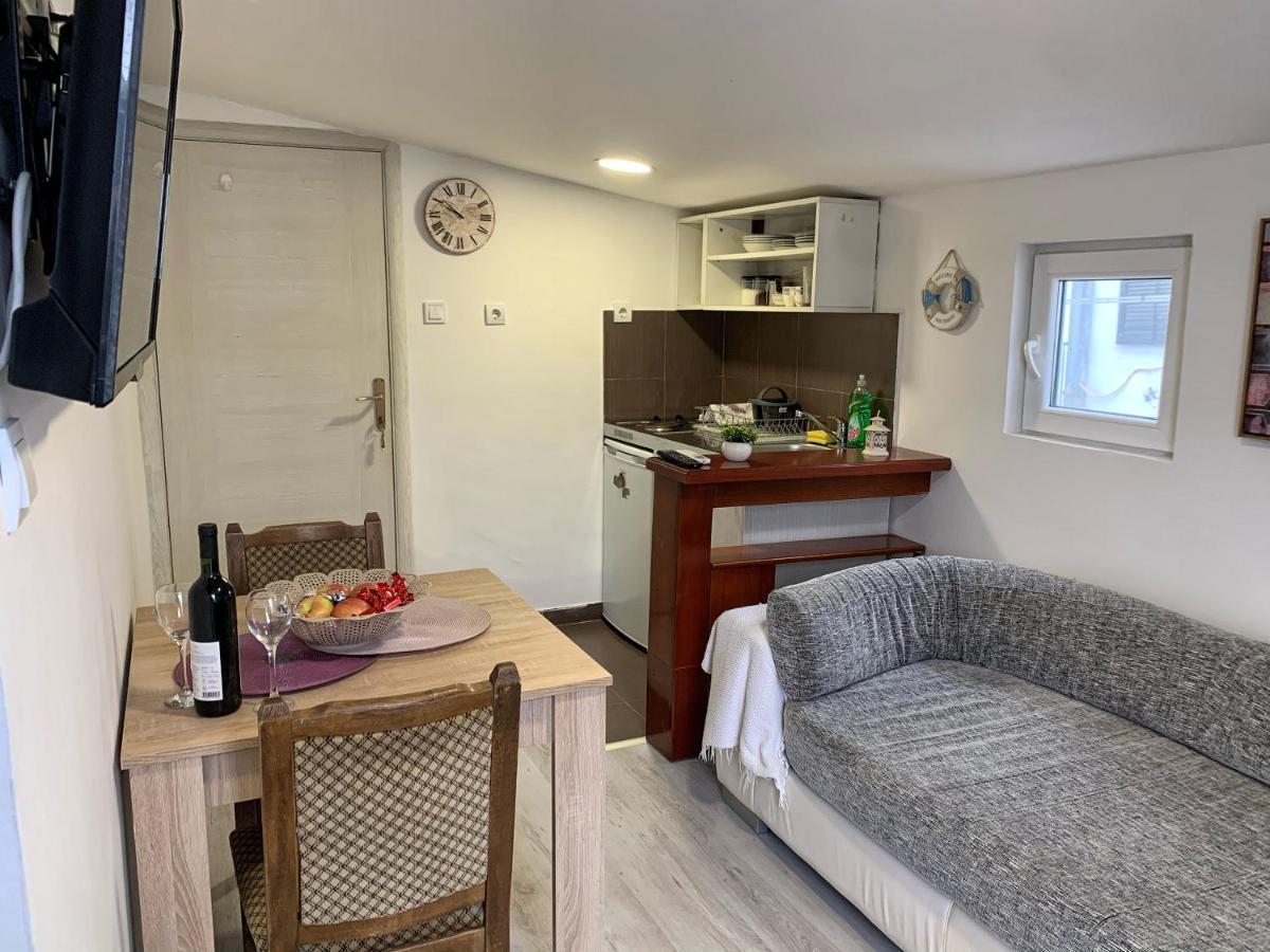 Apartment Viva Jelena บุดวา ภายนอก รูปภาพ