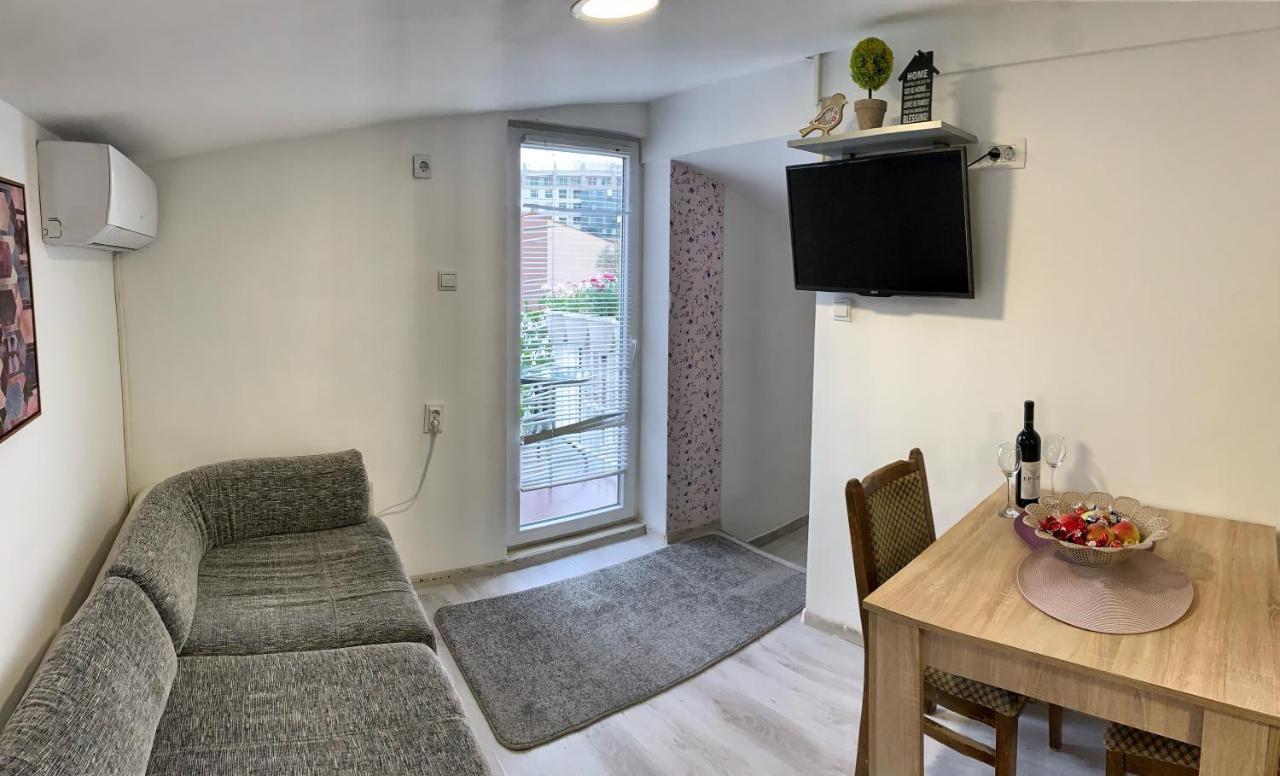 Apartment Viva Jelena บุดวา ภายนอก รูปภาพ